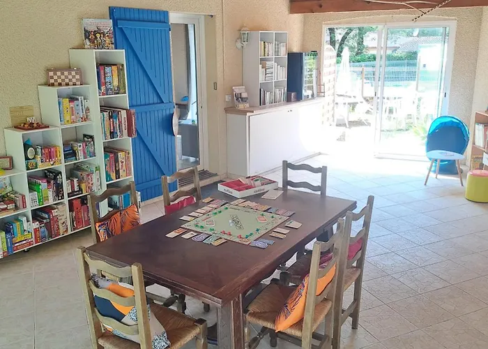 Les De Lescurou Hébergement de vacances *