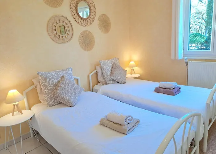 Les De Lescurou Hébergement de vacances *