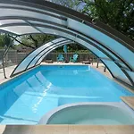 펜션 Les De Lescurou